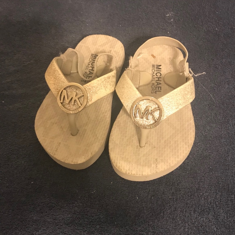 MK baby flips